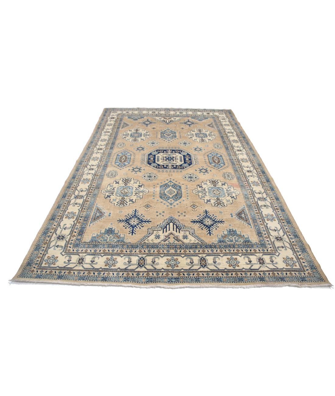 Kazak 6' 6" X 9' 9" Hand-Knotted Wool Rug 6' 6" X 9' 9" (198 X 297) / Taupe / Ivory