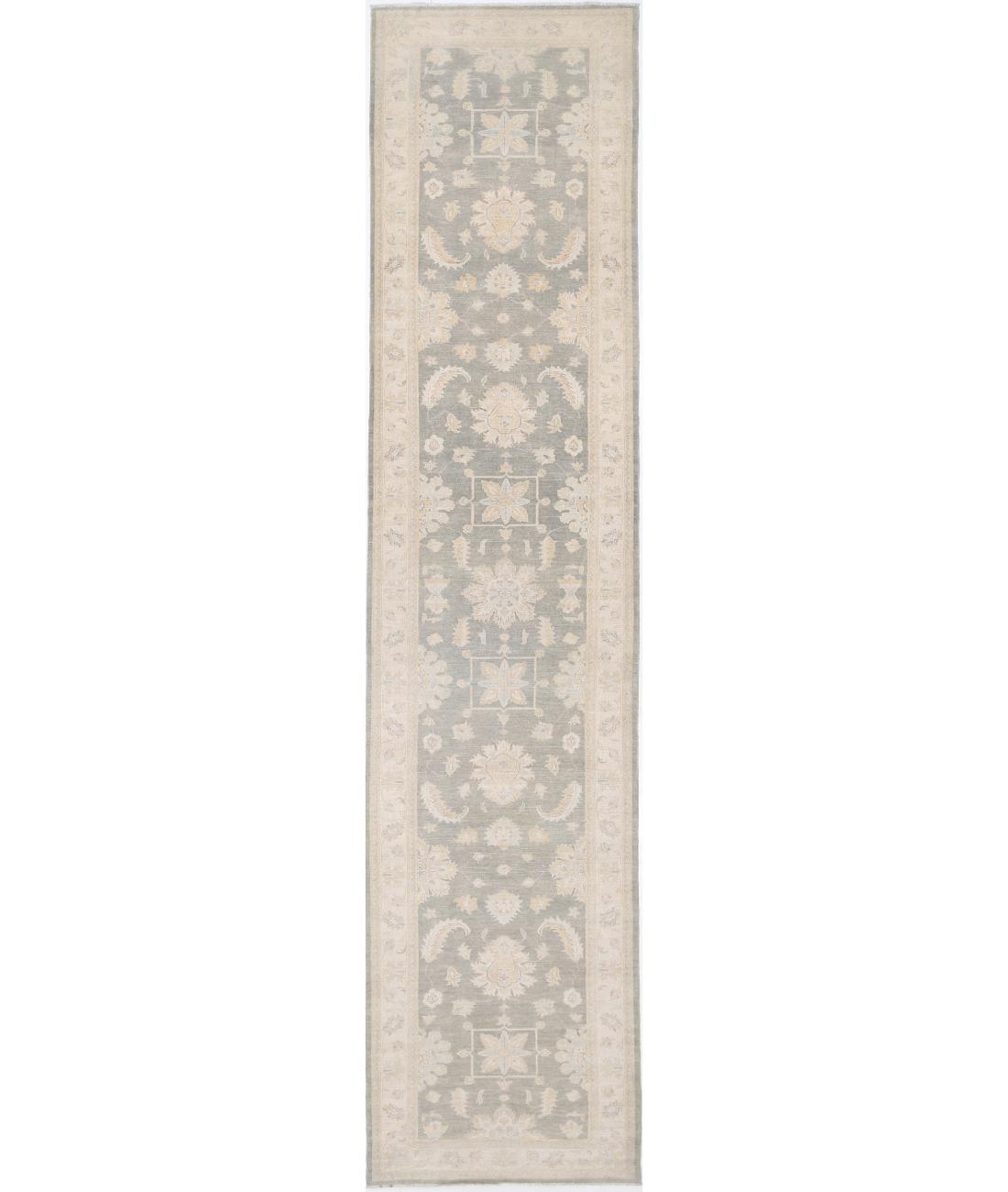 Kazak 4' 1" X 19' 10" Hand-Knotted Wool Rug 4' 1" X 19' 10" (124 X 605) / Grey / Ivory