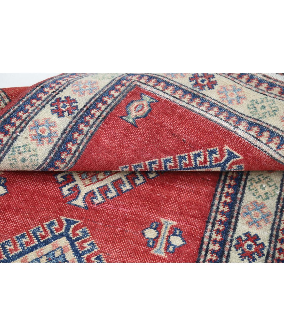 Kazak 2' 10" X 4' 11" Hand-Knotted Wool Rug 2' 10" X 4' 11" (86 X 150) / Red / Ivory