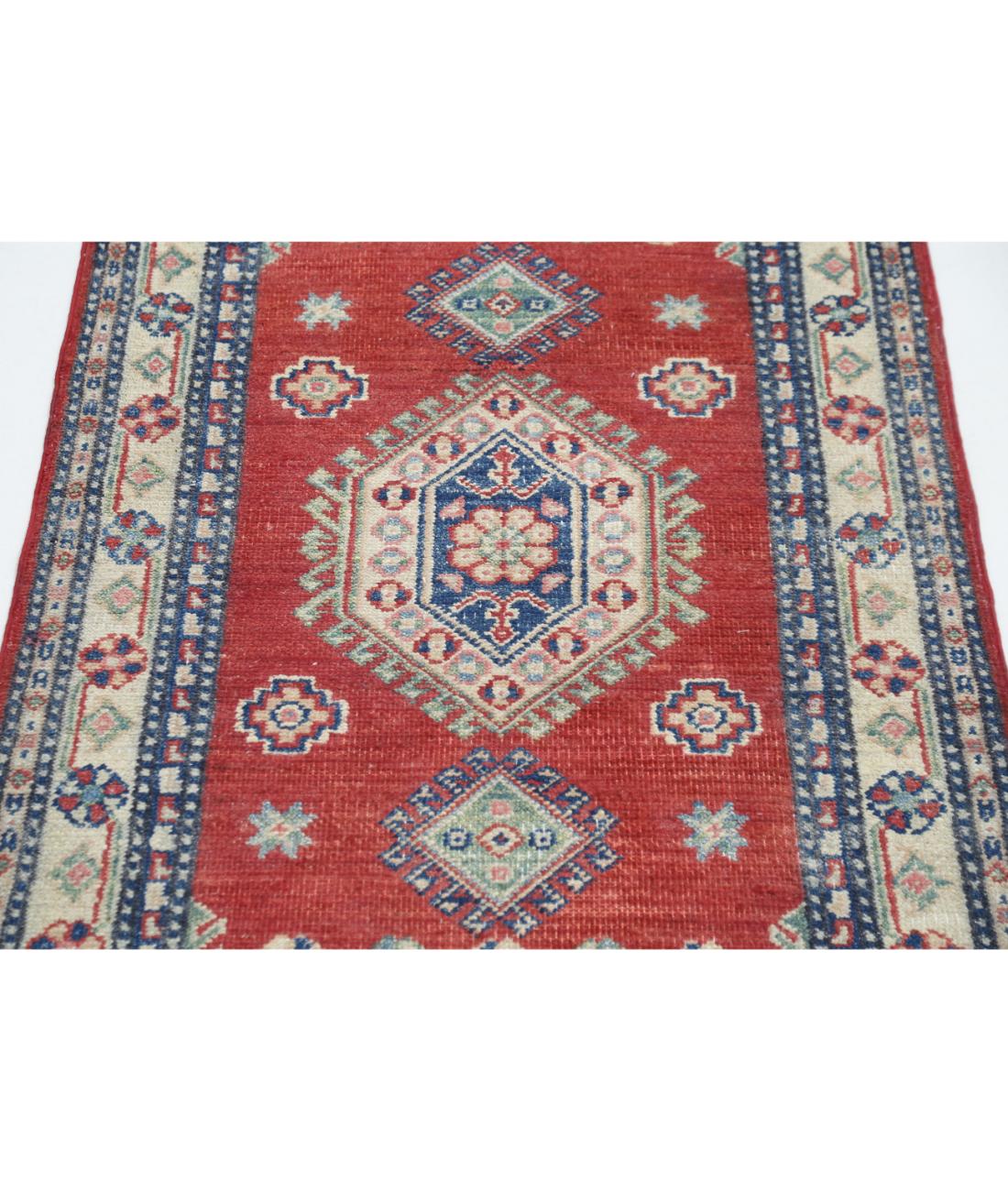 Kazak 2' 6" X 3' 11" Hand-Knotted Wool Rug 2' 6" X 3' 11" (76 X 119) / Red / Ivory