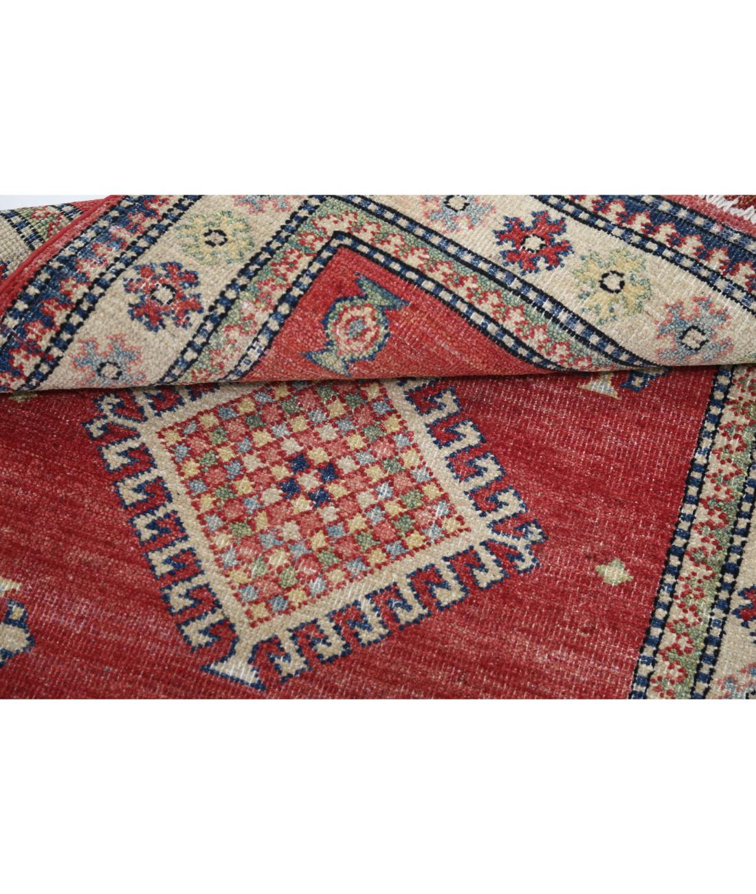 Kazak 2' 10" X 4' 7" Hand-Knotted Wool Rug 2' 10" X 4' 7" (86 X 140) / Red / Ivory