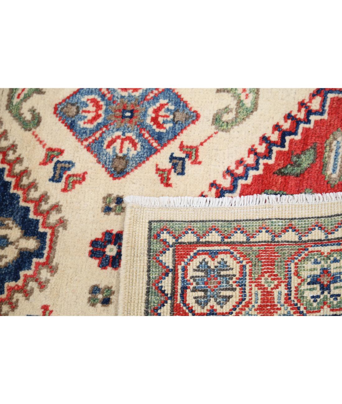 Kazak 3' 1" X 5' 2" Hand-Knotted Wool Rug 3' 1" X 5' 2" (94 X 157) / Ivory / Red