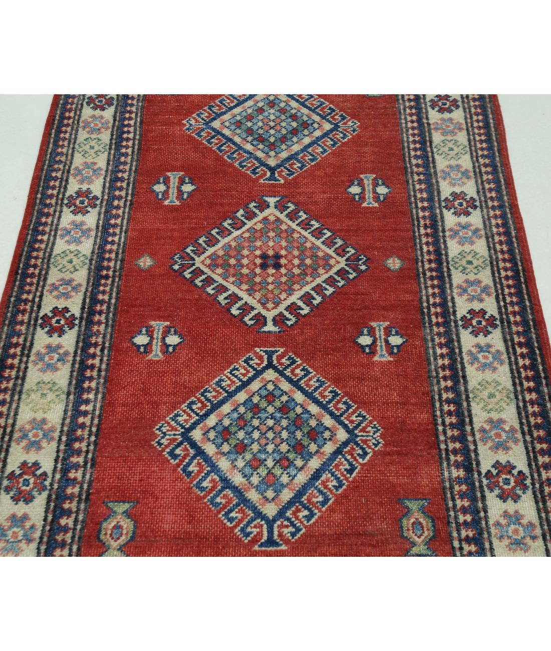 Kazak 2' 11" X 4' 11" Hand-Knotted Wool Rug 2' 11" X 4' 11" (89 X 150) / Red / Ivory