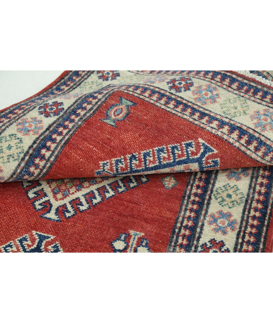 Kazak 2' 11" X 4' 11" Hand-Knotted Wool Rug 2' 11" X 4' 11" (89 X 150) / Red / Ivory