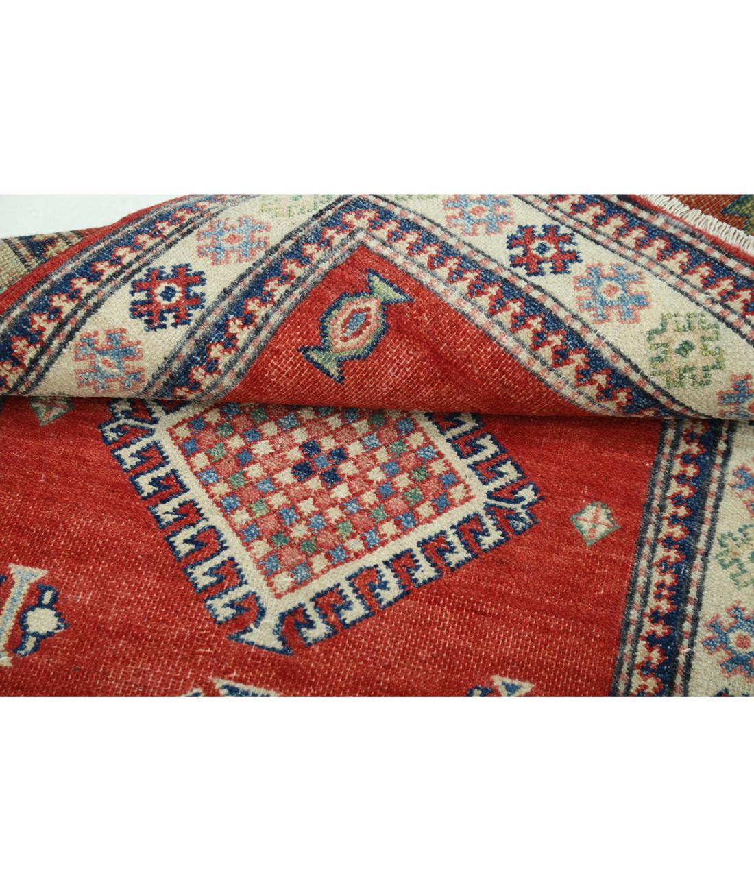 Kazak 2' 10" X 5' 0" Hand-Knotted Wool Rug 2' 10" X 5' 0" (86 X 152) / Red / Ivory