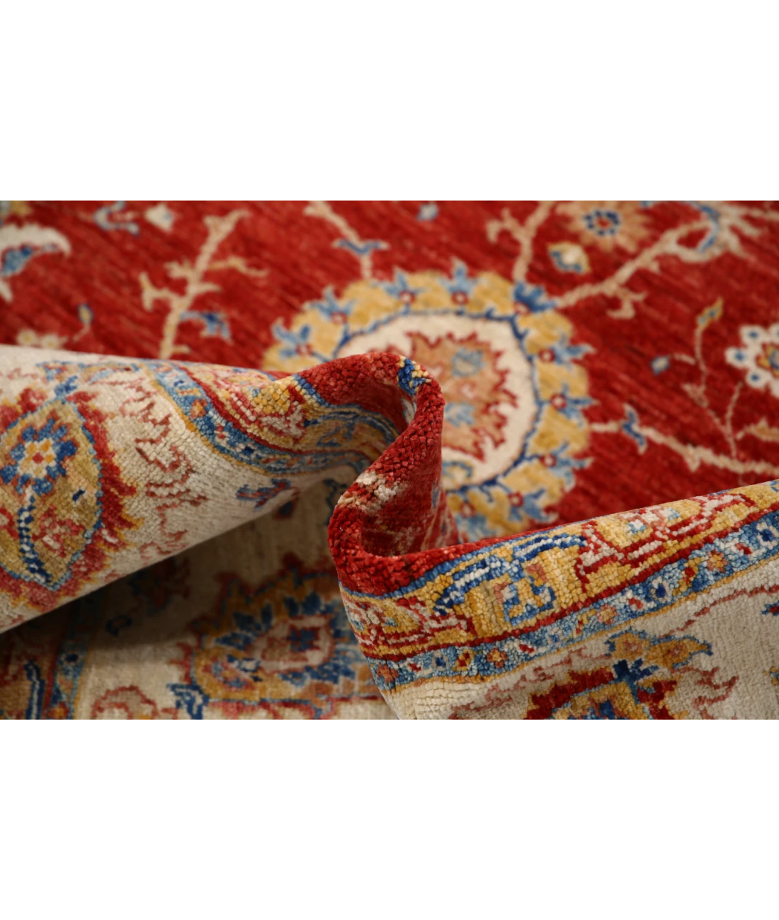 Ziegler 5'7'' X 8'0'' Hand-Knotted Wool Rug 5'7'' x 8'0'' (168 X 240) / Red / Ivory