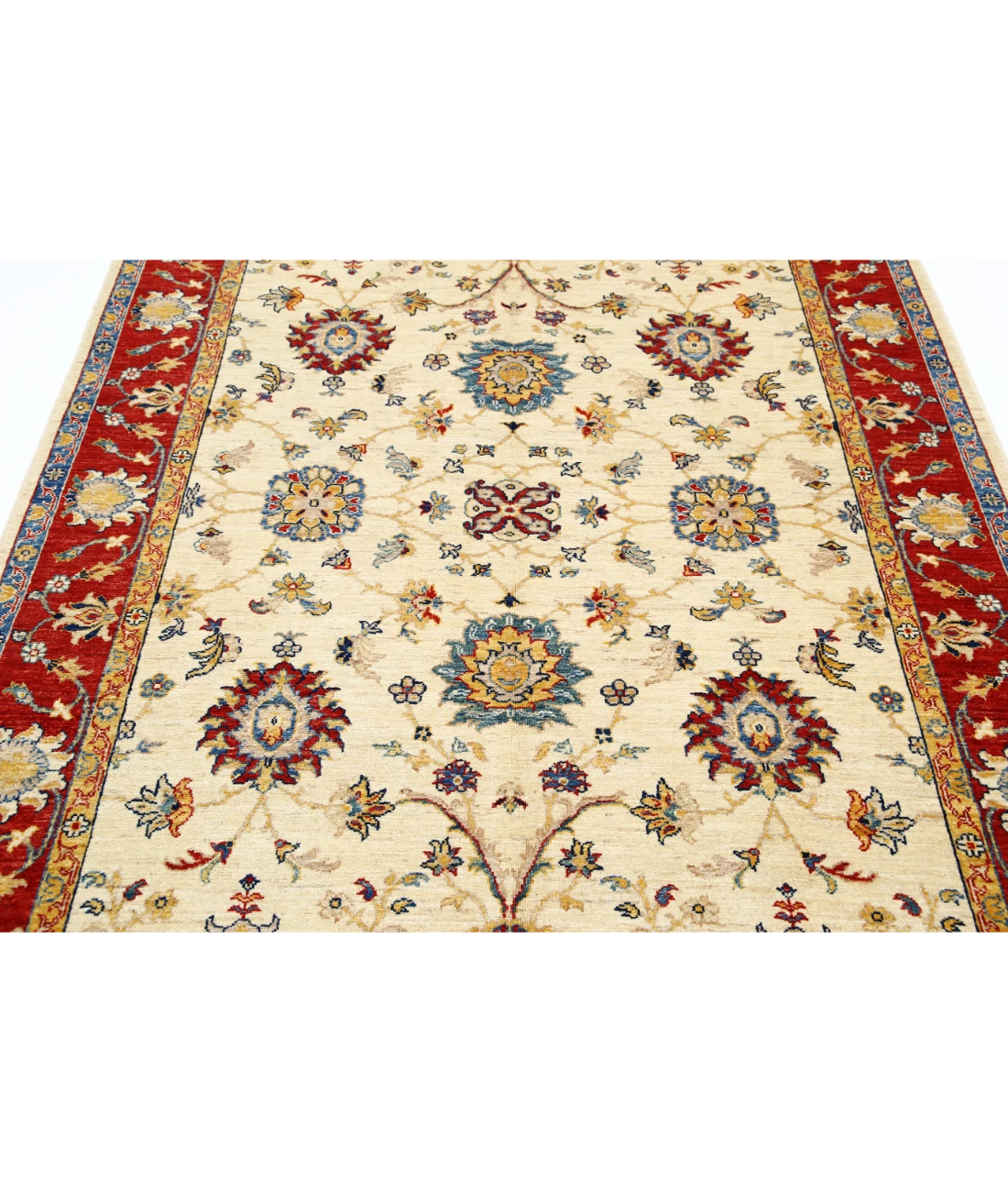Ziegler 5'9'' X 7'9'' Hand-Knotted Wool Rug 5'9'' x 7'9'' (173 X 233) / Ivory / Red