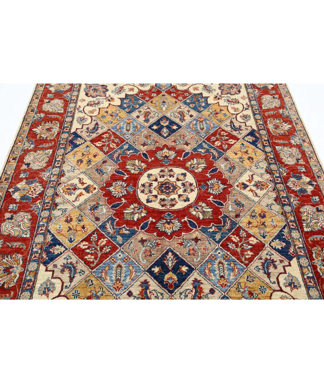 Ziegler 5'6'' X 7'10'' Hand-Knotted Wool Rug 5'6'' x 7'10'' (165 X 235) / Ivory / Red