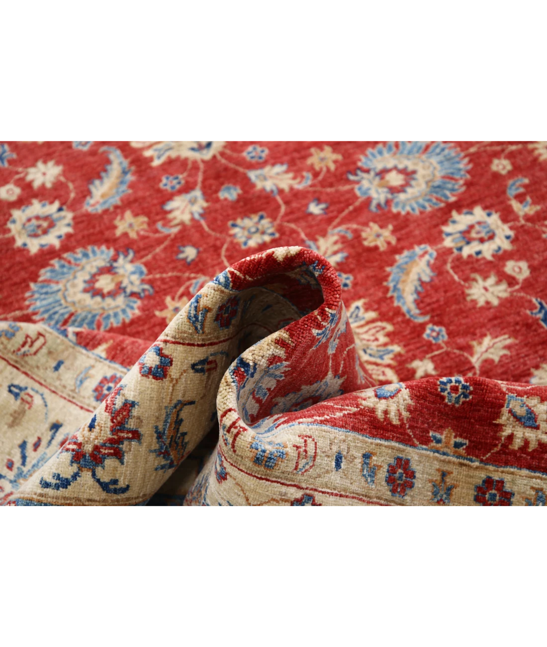 Ziegler 5'8'' X 8'0'' Hand-Knotted Wool Rug 5'8'' x 8'0'' (170 X 240) / Red / Ivory