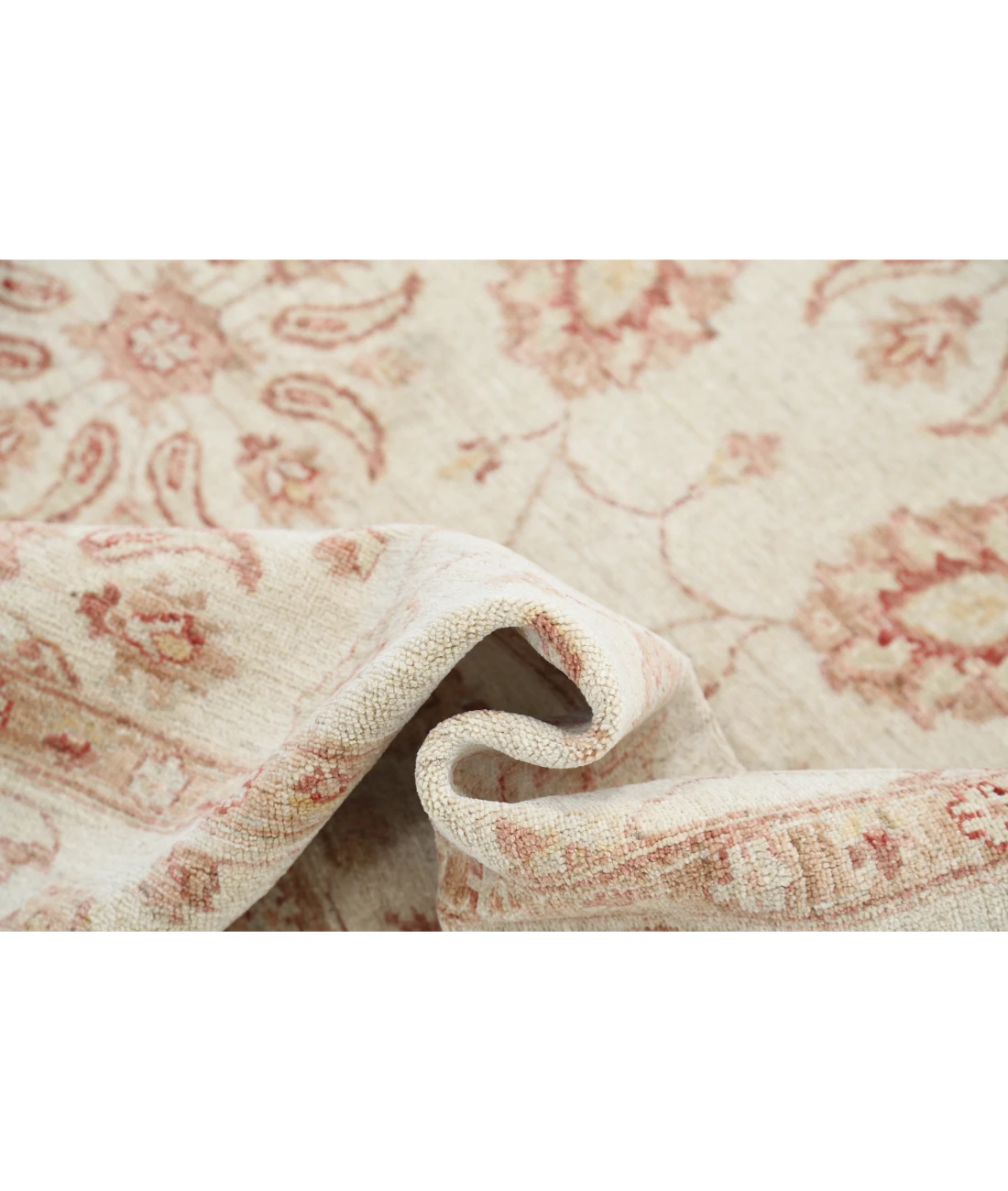Hand Knotted Ziegler Wool Rug 6' 2" X 8' 10" 6' 2" X 8' 10" (188 X 269) / Ivory / Ivory