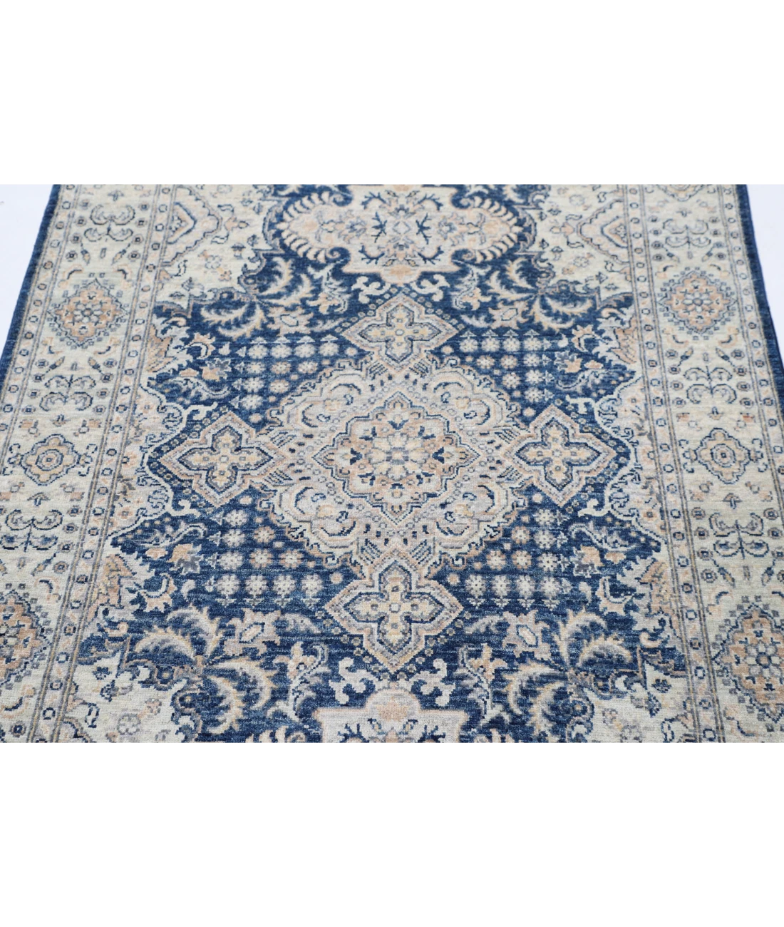 Hand Knotted Ziegler Wool Rug 3' 11" X 6' 6" 3' 11" X 6' 6" (119 X 198) / Blue / Ivory