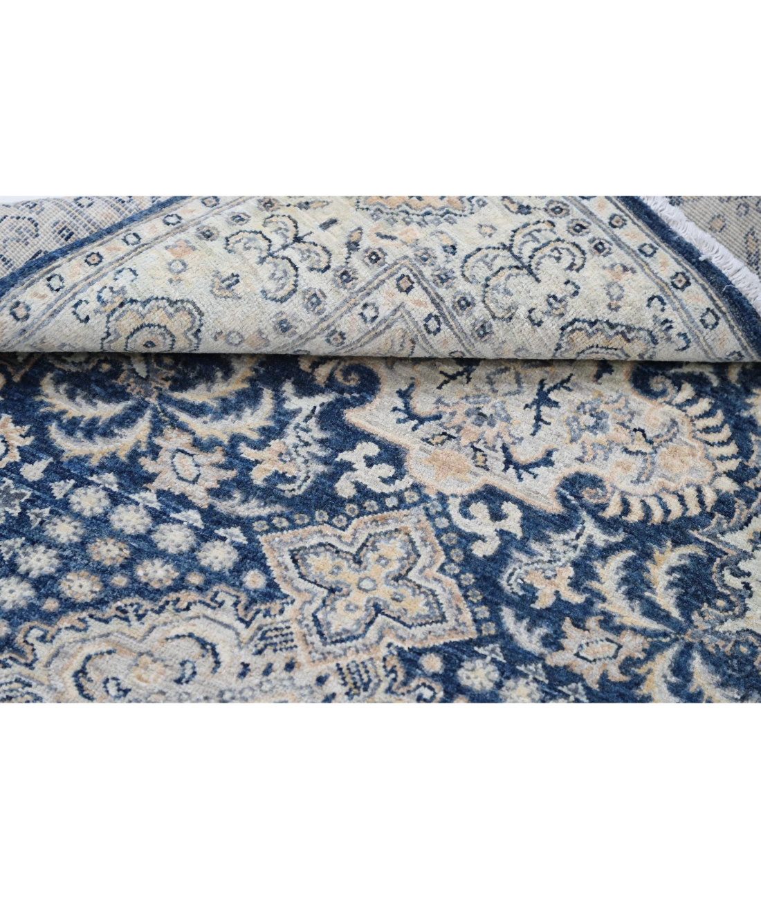 Hand Knotted Ziegler Wool Rug 3' 11" X 6' 6" 3' 11" X 6' 6" (119 X 198) / Blue / Ivory