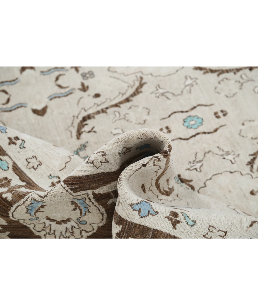 Hand Knotted Ziegler Wool Rug 7' 10" X 9' 7" 7' 10" X 9' 7" (239 X 292) / Ivory / Brown