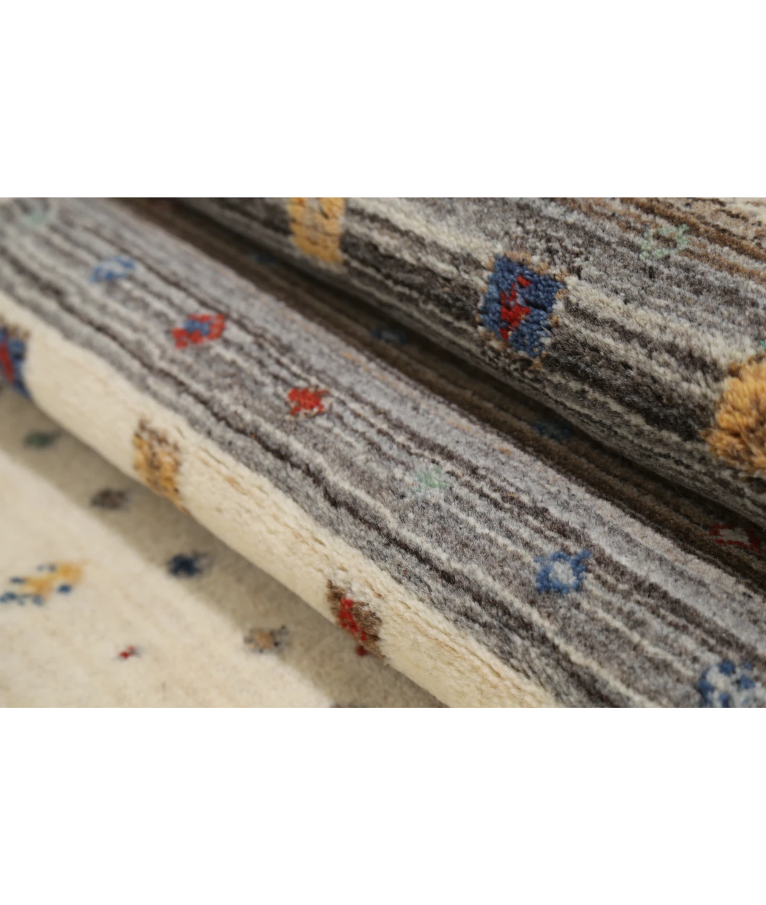 Hand Made Lori Wool Rug 3' 1" X 5' 2" 3' 1" X 5' 2" (94 X 158) / Ivory / Ivory