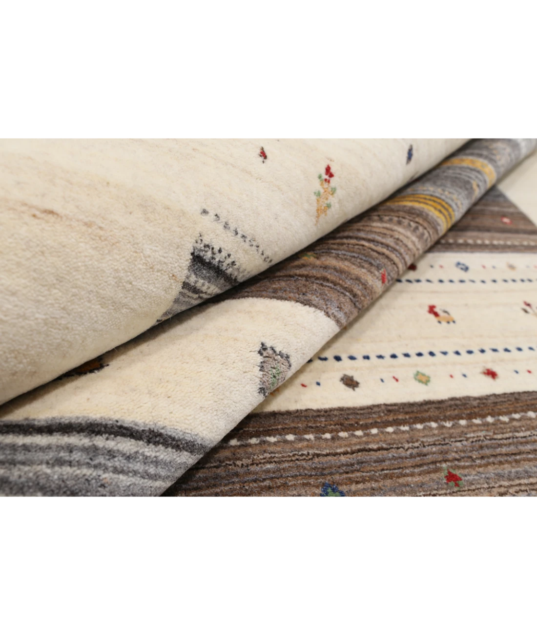 Hand Made Lori Wool Rug 6' 8" X 9' 10" 6' 8" X 9' 10" (203 X 300) / Ivory / Ivory