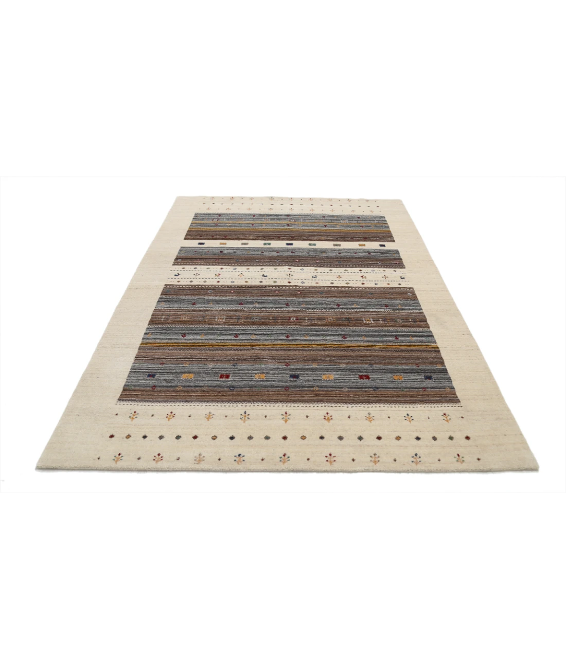Hand Made Lori Wool Rug 5' 7" X 7' 10" 5' 7" X 7' 10" (170 X 239) / Ivory / Ivory