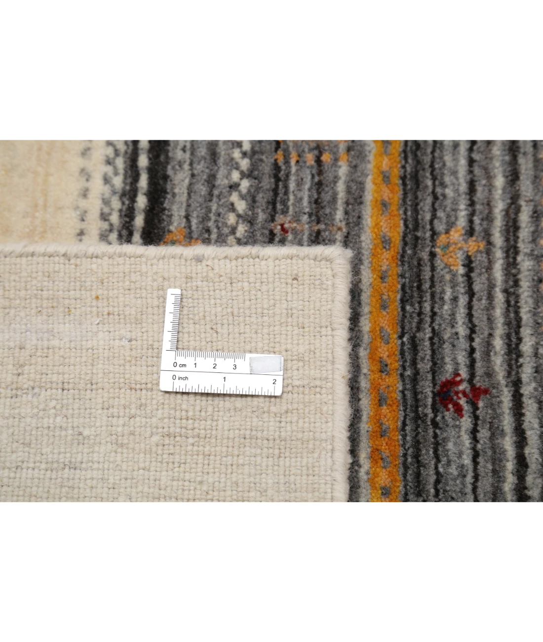 Hand Made Lori Wool Rug 5' 7" X 7' 10" 5' 7" X 7' 10" (170 X 239) / Ivory / Ivory