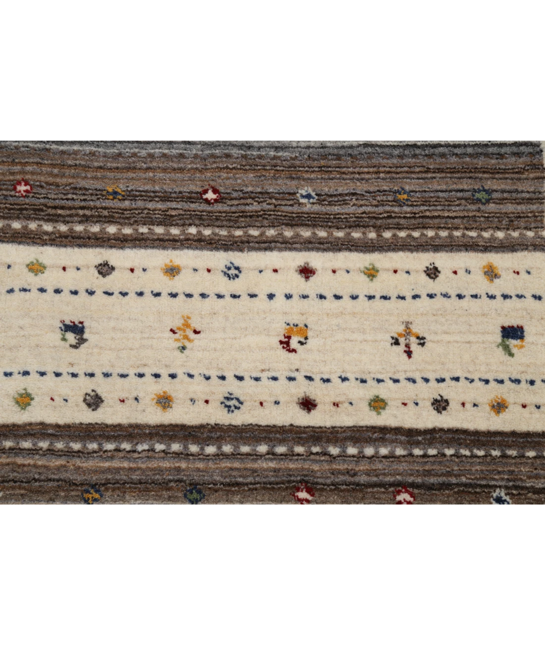 Hand Made Lori Wool Rug 5' 7" X 7' 10" 5' 7" X 7' 10" (170 X 239) / Ivory / Ivory
