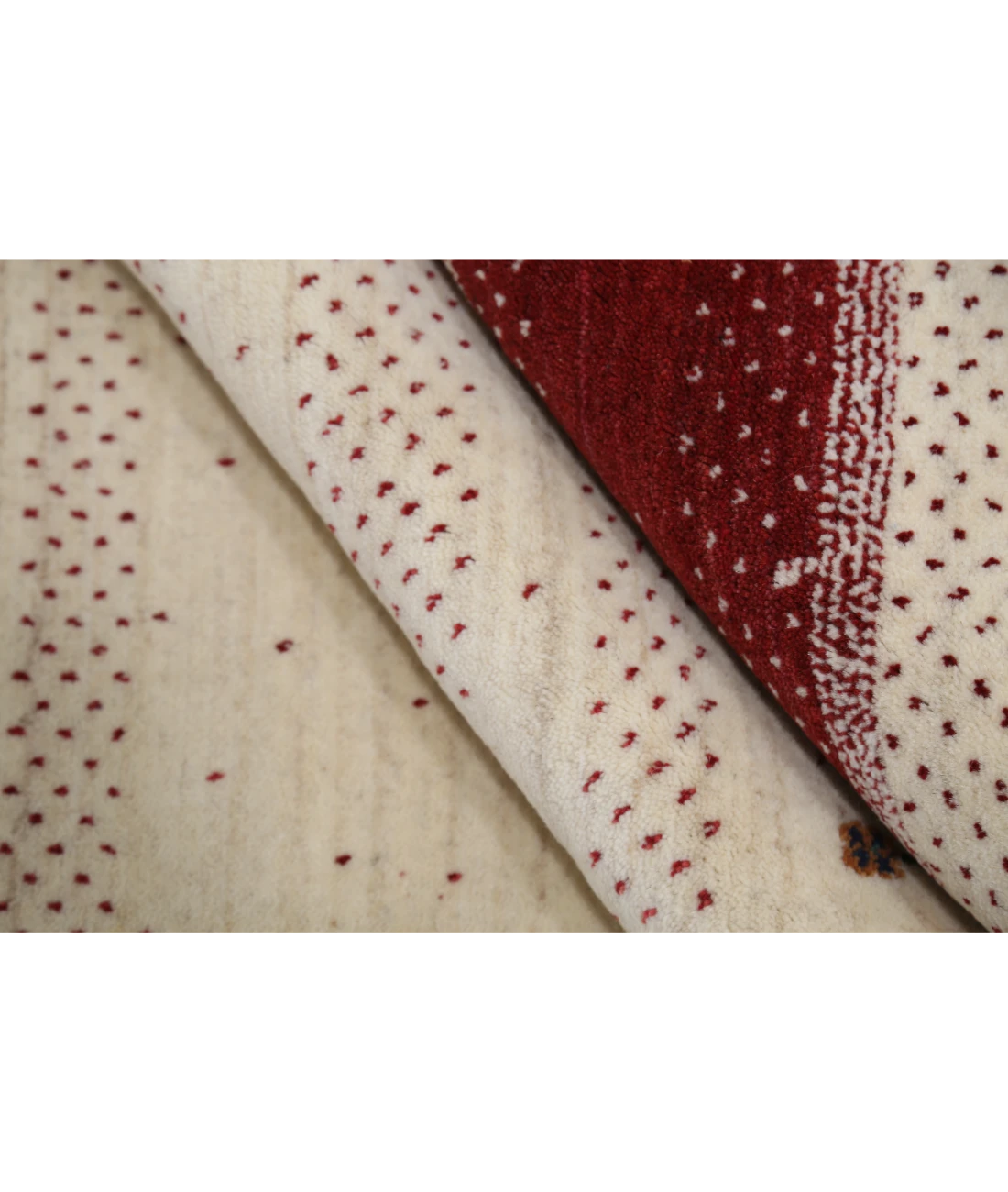 Hand Made Lori Wool Rug 5' 4" X 7' 6" 5' 4" X 7' 6" (162 X 229) / Ivory / Ivory