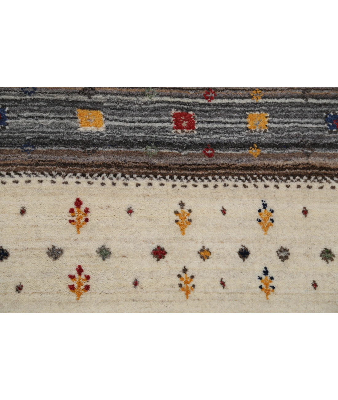 Hand Made Lori Wool Rug 2' 10" X 5' 2" 2' 10" X 5' 2" (86 X 158) / Ivory / Ivory