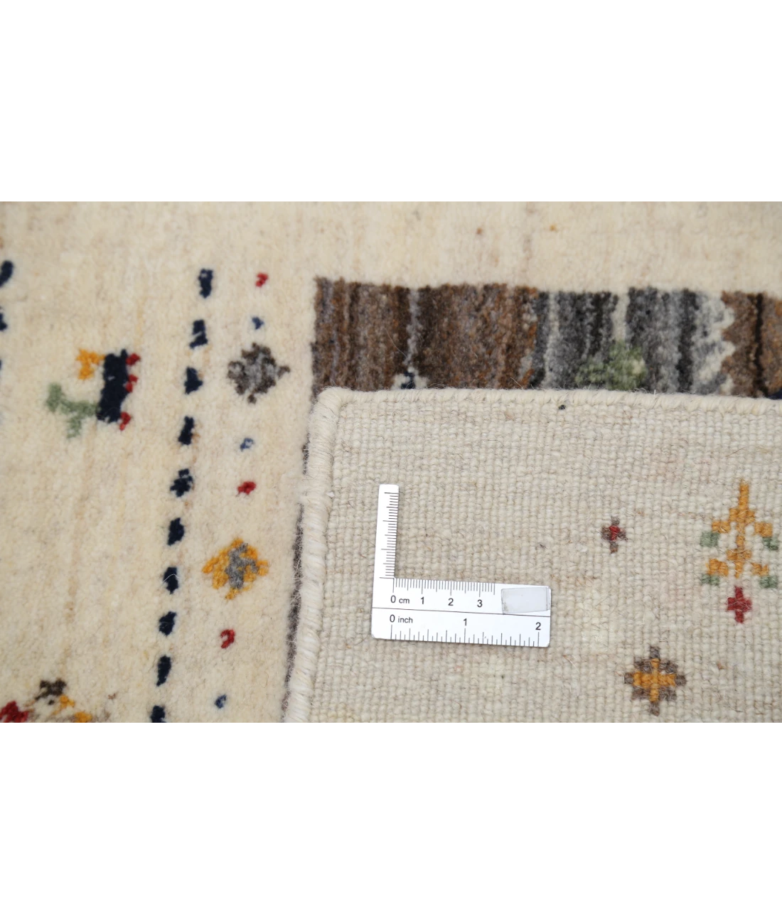 Hand Made Lori Wool Rug 2' 10" X 5' 2" 2' 10" X 5' 2" (86 X 158) / Ivory / Ivory