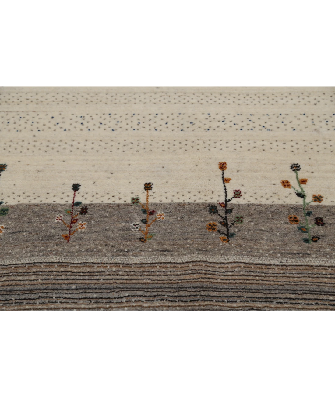 Hand Made Lori Wool Rug 5' 3" X 7' 5" 5' 3" X 7' 5" (160 X 226) / Ivory / Ivory