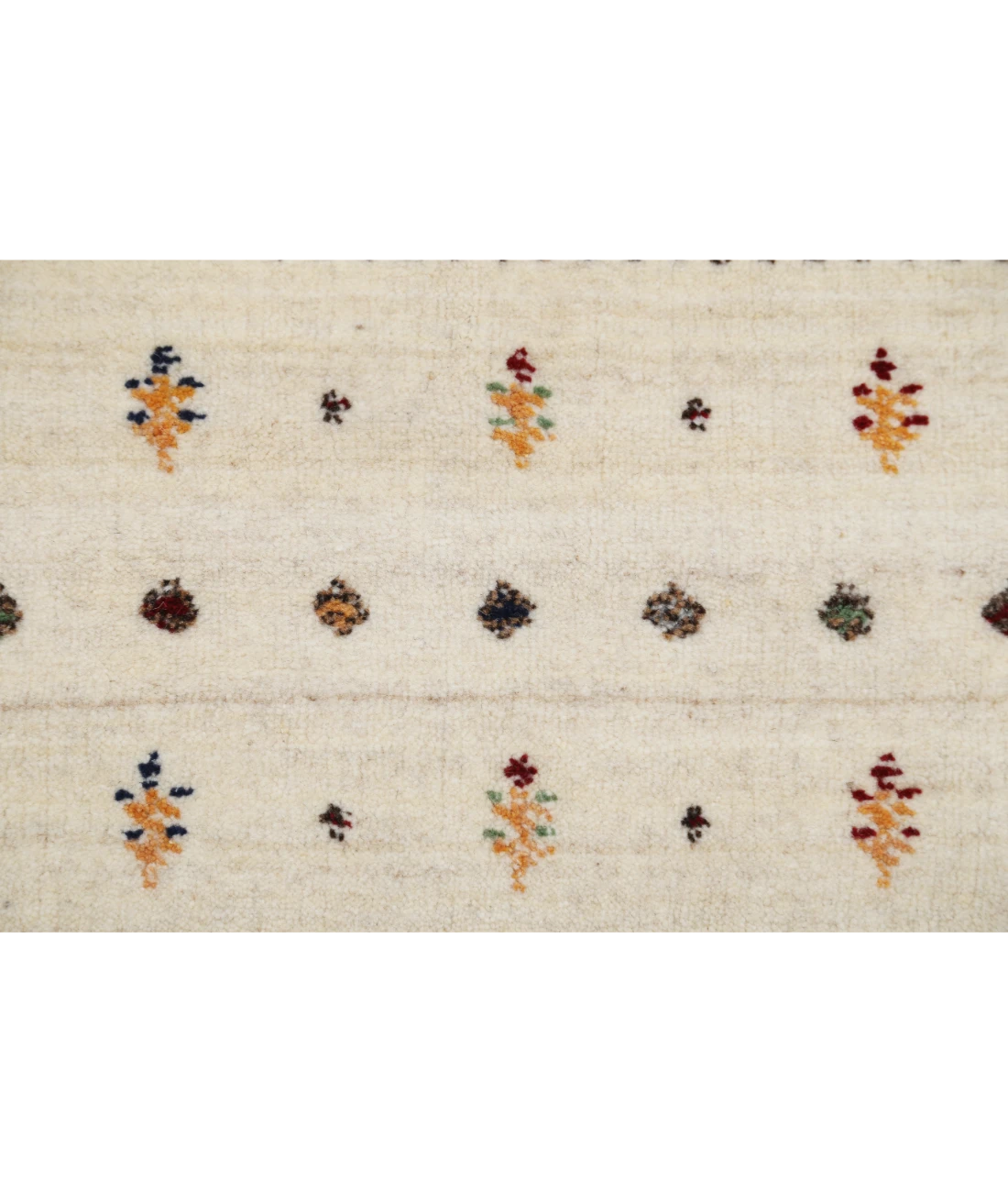 Hand Made Lori Wool Rug 5' 7" X 7' 10" 5' 7" X 7' 10" (170 X 239) / Ivory / Ivory