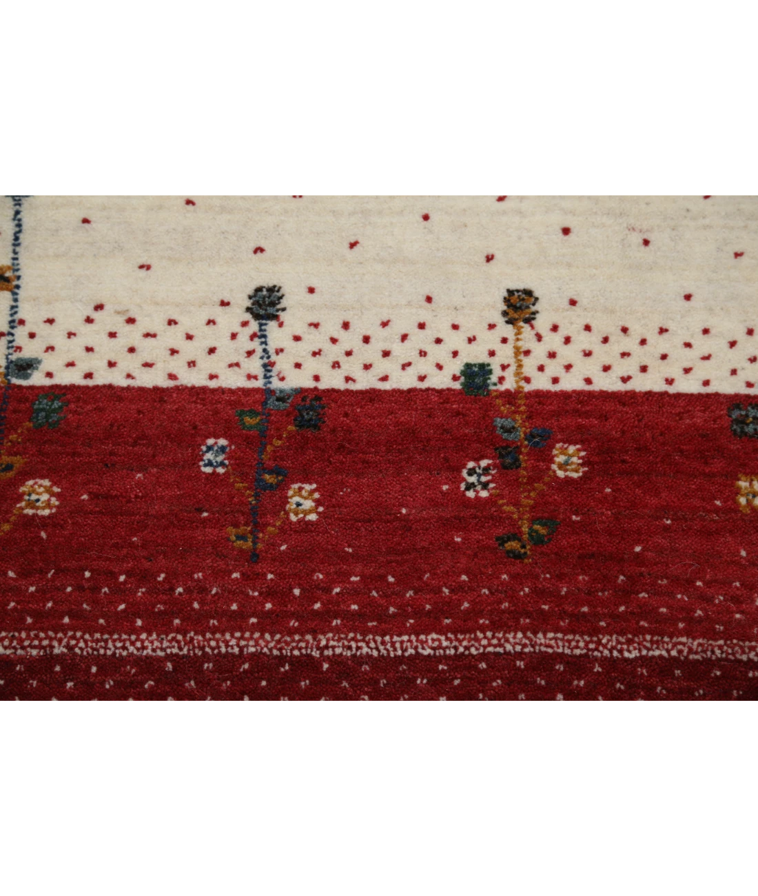 Hand Made Lori Wool Rug 5' 4" X 7' 8" 5' 4" X 7' 8" (162 X 234) / Ivory / Ivory