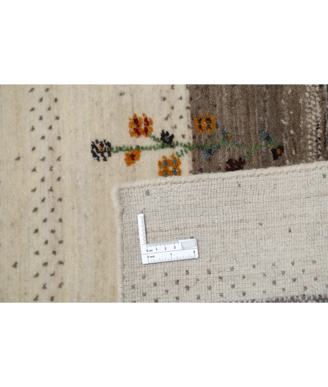Hand Made Lori Wool Rug 4' 8" X 6' 6" 4' 8" X 6' 6" (142 X 198) / Ivory / Ivory