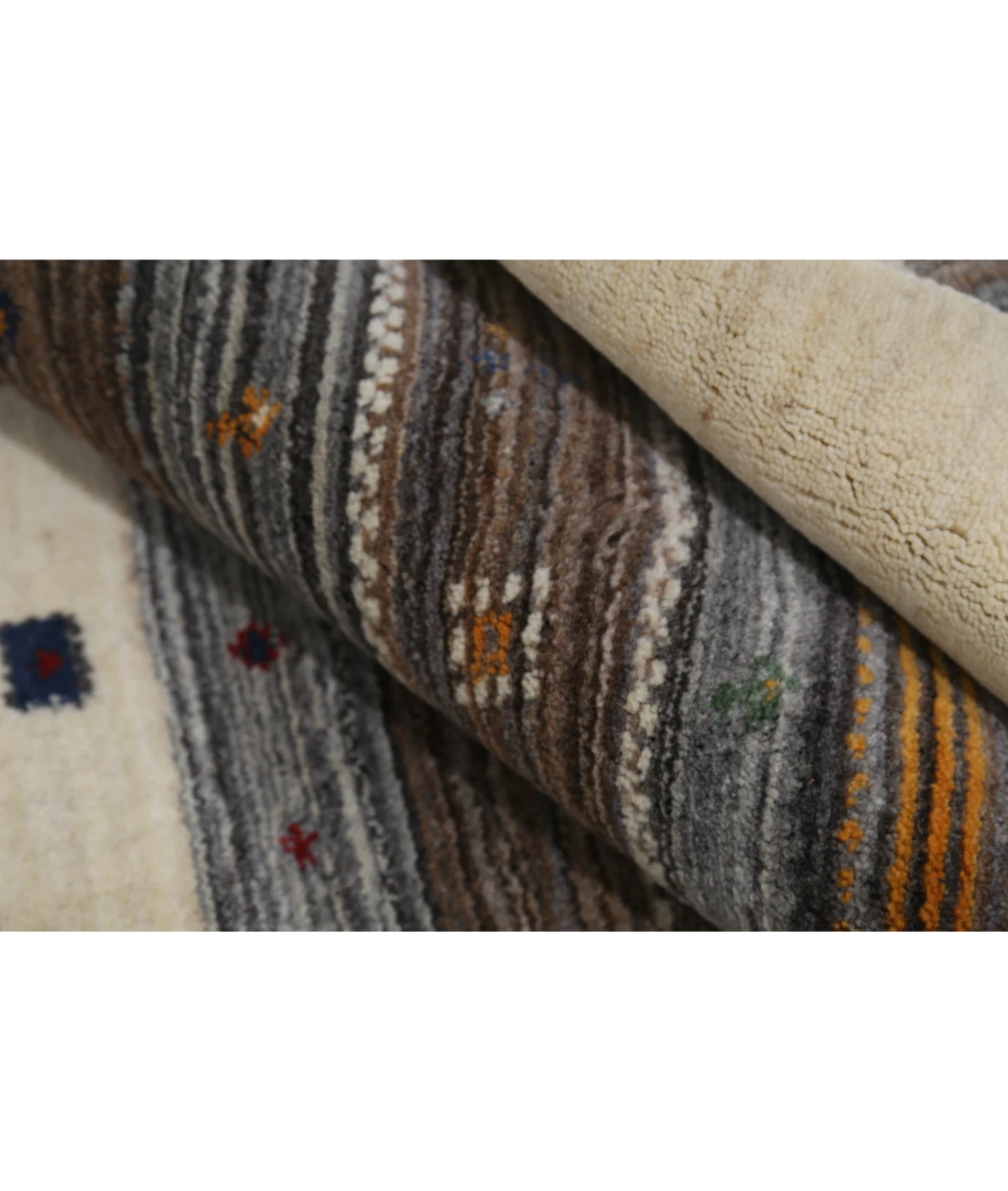 Hand Made Lori Wool Rug 4' 0" X 5' 10" 4' 0" X 5' 10" (122 X 178) / Ivory / Ivory