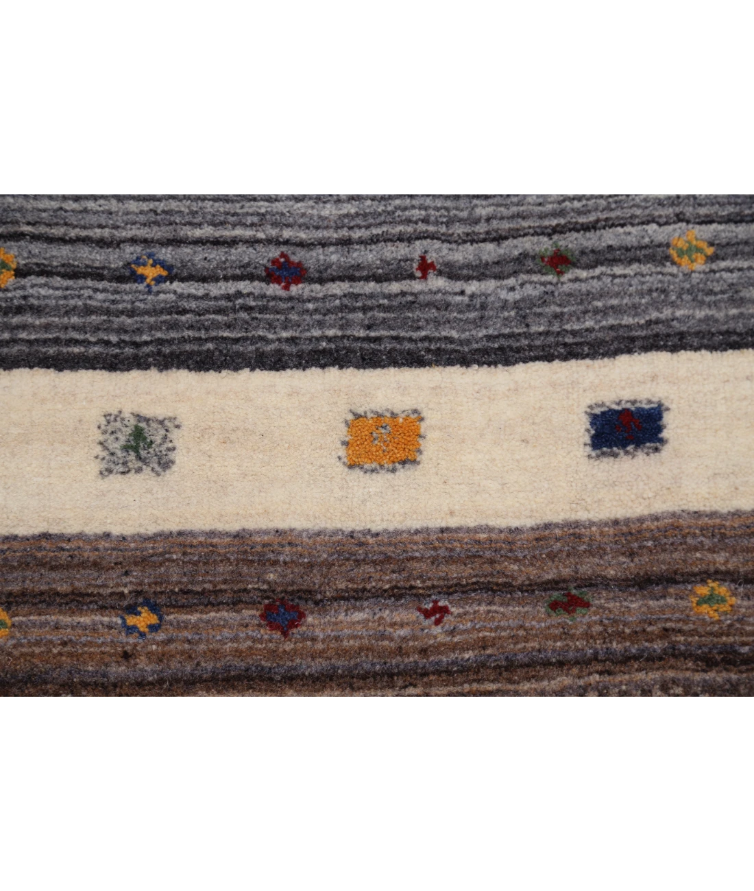Hand Made Lori Wool Rug 5' 7" X 7' 10" 5' 7" X 7' 10" (170 X 239) / Ivory / Ivory