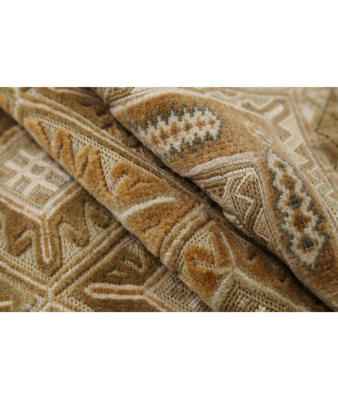 Nakhunak 6'3'' X 8'8'' Hand-Woven Wool Kilim 6'3'' x 8'8'' (188 X 260) / Multi / Multi