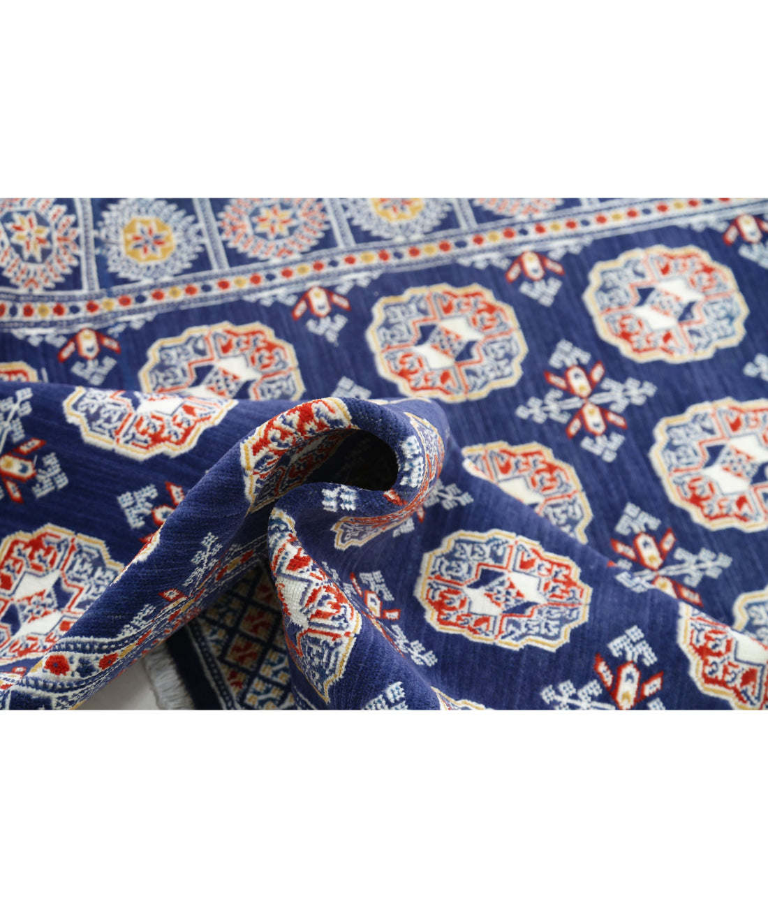 Ajrak 3'11'' X 6'0'' Power-Loomed Wool-Bamboo Silk Rug 3'11'' x 6'0'' (118 X 180) / Blue / Ivory