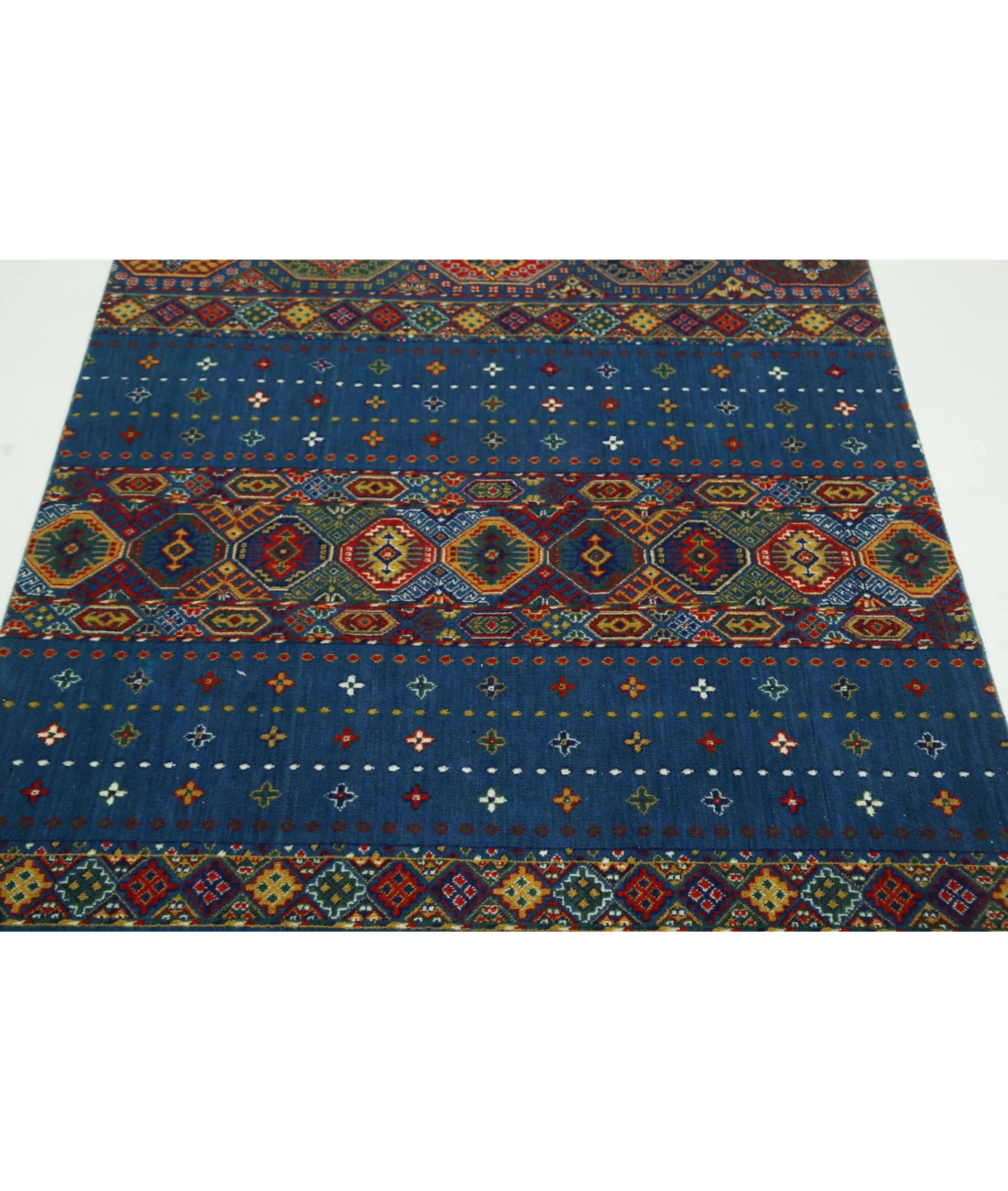Gulshan 3'10'' X 6'0'' Power-Loomed Wool-Bamboo Silk Rug 3'10'' x 6'0'' (115 X 180) / Blue / Red