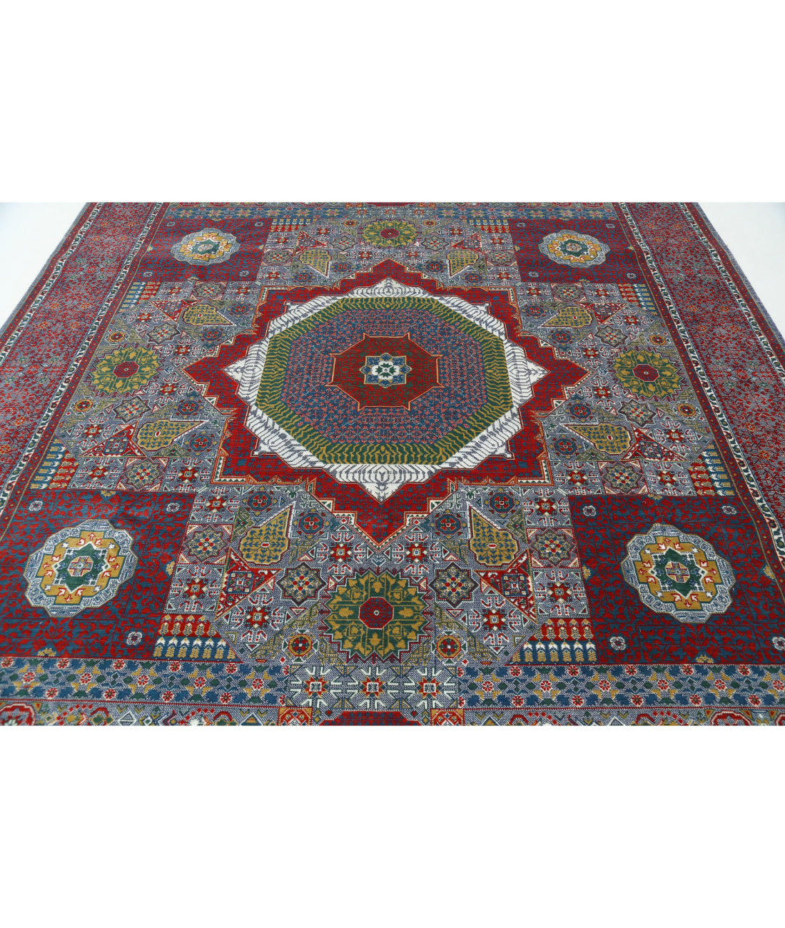 Gulshan 8'10'' X 11'11'' Power-Loomed Wool-Bamboo Silk Rug 8'10'' x 11'11'' (265 X 358) / Red / Red