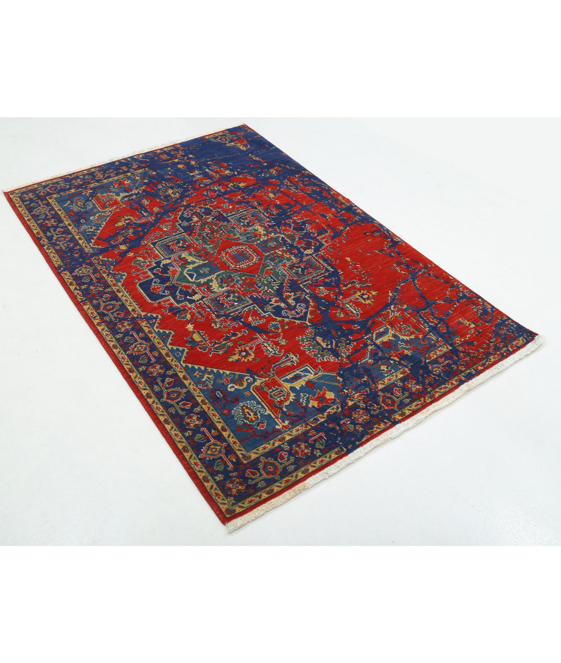 Gulshan 3'11'' X 5'9'' Power-Loomed Wool-Bamboo Silk Rug 3'11'' x 5'9'' (118 X 173) / Red / Blue