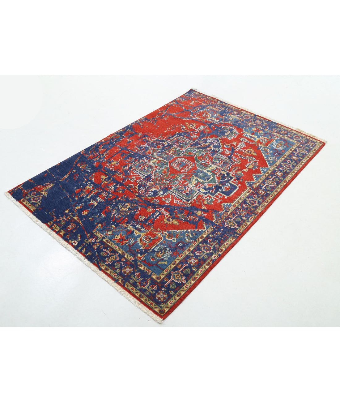 Gulshan 3'11'' X 5'9'' Power-Loomed Wool-Bamboo Silk Rug 3'11'' x 5'9'' (118 X 173) / Red / Blue