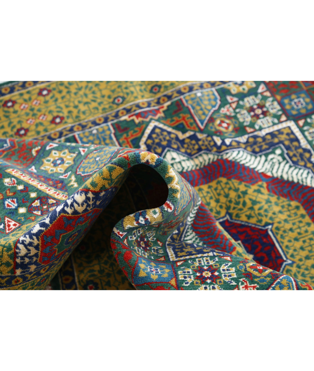Gulshan 3'10'' X 6'0'' Power-Loomed Wool-Bamboo Silk Rug 3'10'' x 6'0'' (115 X 180) / Green / Gold