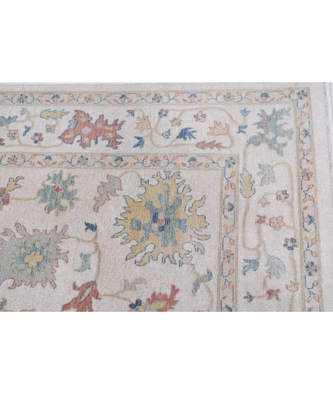 Power Loomed Lily Wool Rug 8' 1" X 9' 10" 8' 1" X 9' 10" (246 X 300) / Ivory / Ivory