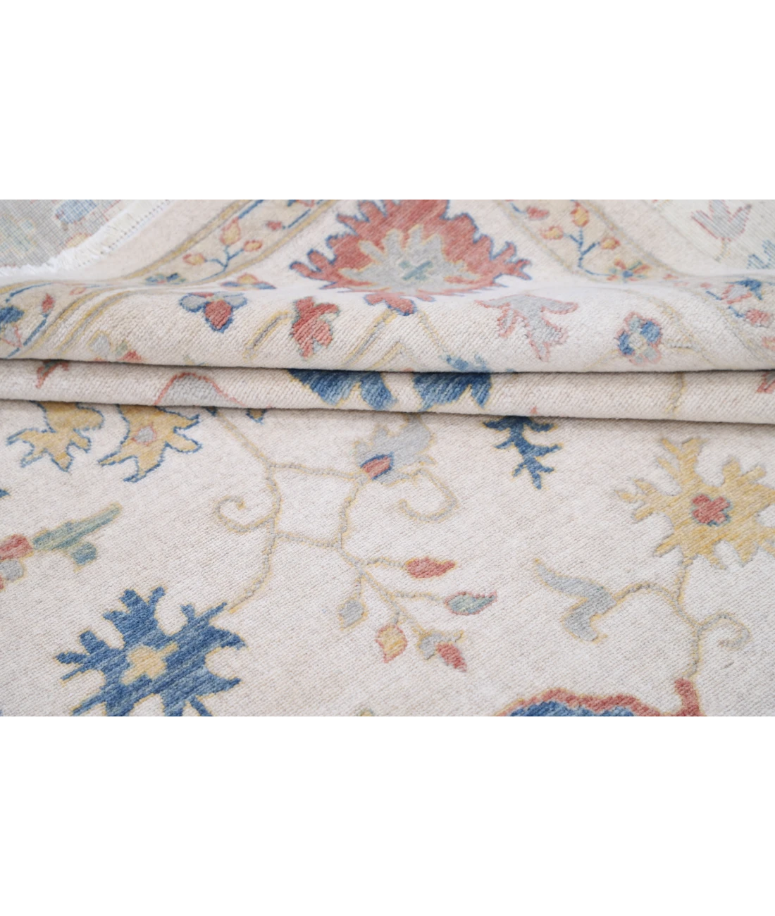 Power Loomed Lily Wool Rug 8' 1" X 9' 10" 8' 1" X 9' 10" (246 X 300) / Ivory / Ivory